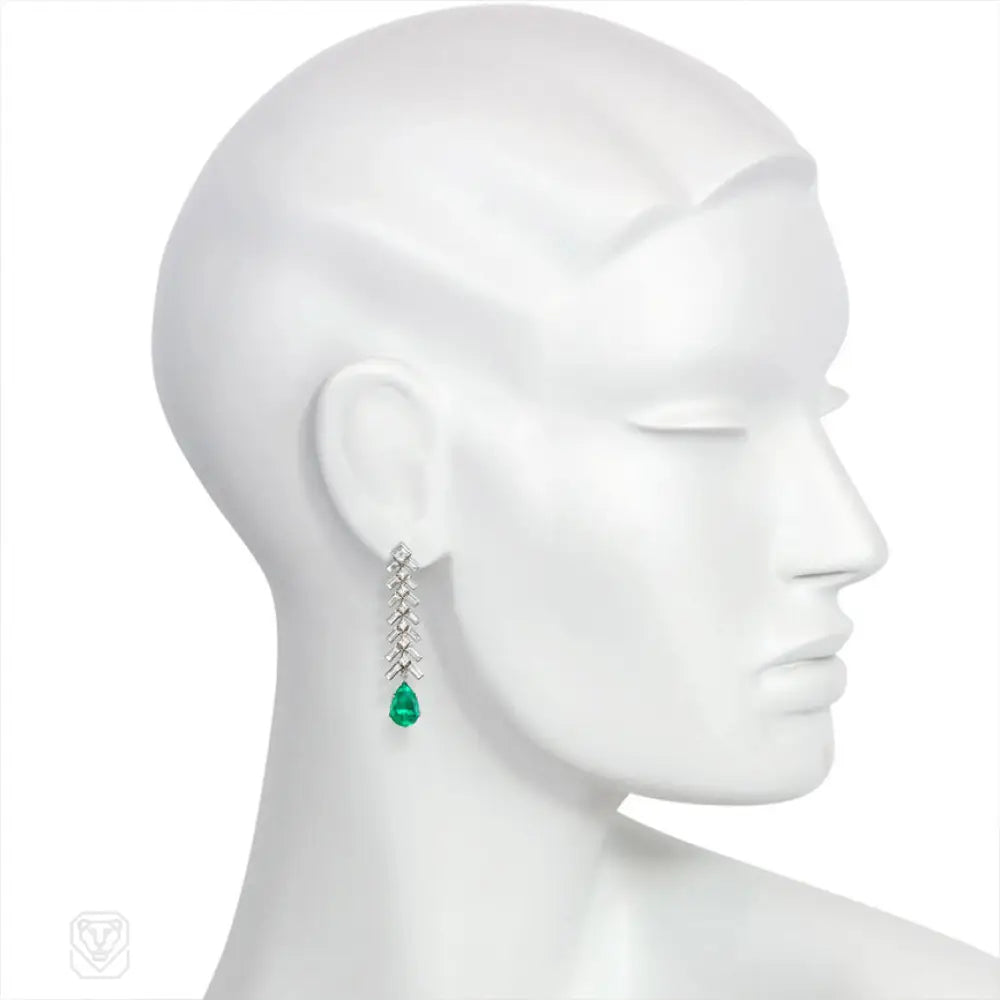 Diamond and emerald pendant earrings