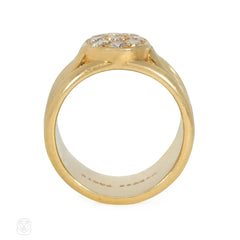 Hermès ribbed gold and diamond ring