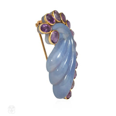 Retro Suzanne Belperron carved chalcedony and amethyst brooch