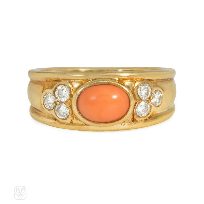 1990S Van Cleef & Arpels Coral And Diamond Ring