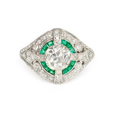 Art Deco diamond and calibré emerald ring