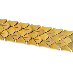Retro gold fish scale design bracelet