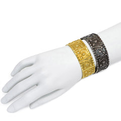 Superb pair of antique bracelets, Wièse