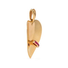 Retro gold and ruby heart pendant