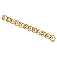 Retro gold loop bracelet