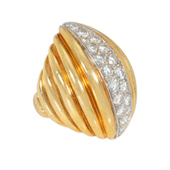 Gold and diamond ribbed cocktail ring