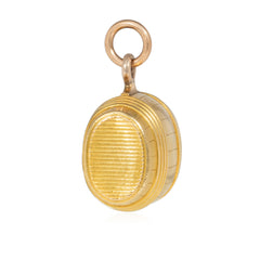Antique gold and bloodstone barrel pendant