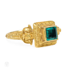 Antique gold and emerald Renaissance style ring