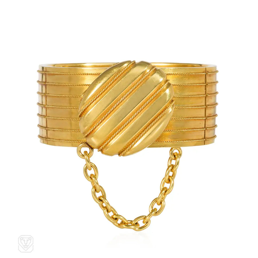 Antique Gold Bracelet With Locket Centerpiece