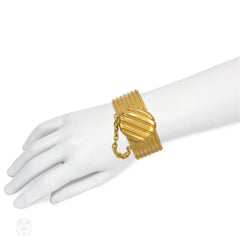 Antique gold bracelet with locket centerpiece