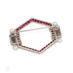 Art Deco calibré  ruby, diamond, and pearl brooch