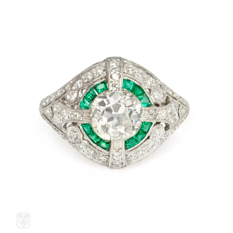 Art Deco Diamond And Calibré Emerald Ring