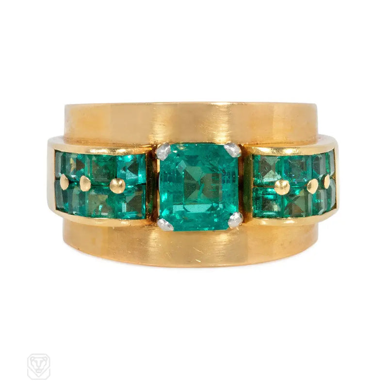 Boucheron Paris Retro emerald and gold cocktail ring
