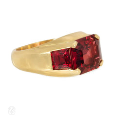 Bulgari spinel and gold ring