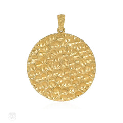 Cartier, London gold commemorative moon landing pendant