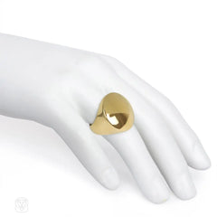 Circular gold ring, Cartier