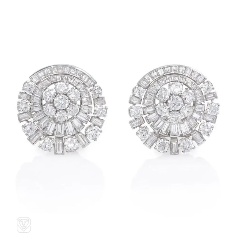 Diamond Earrings Of Circular Radiating Design