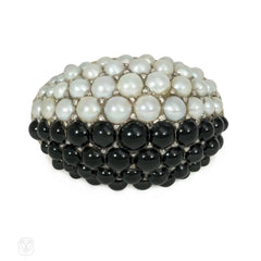 French mid-century "Boule" style onyx and pearl ring