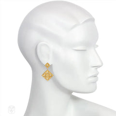 Gold and diamond "Cassettoni" earrings, Buccellati