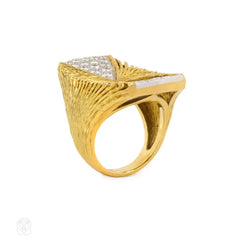 Gold and diamond plaque ring, Hammerman Bros.