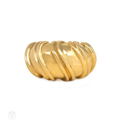 Gold bombé  ring, Van Cleef & Arpels