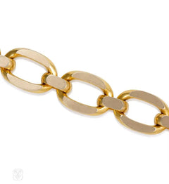 Gold flattened link bracelet