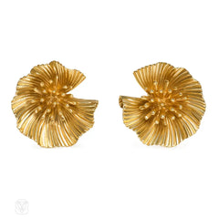 Gold ribbed flower earrings, Tiffany & Co