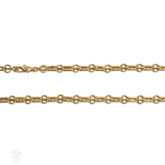Gold stylized gatelink chain