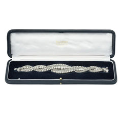 Important Mid-Century Boucheron intertwined diamond and platinum bracelet