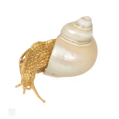 Italian 1950s gold and seashell snail brooch