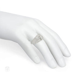 Juxtaposed French Art Deco diamond ring