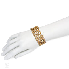 Mid-century French gold and diamond flower link bracelet