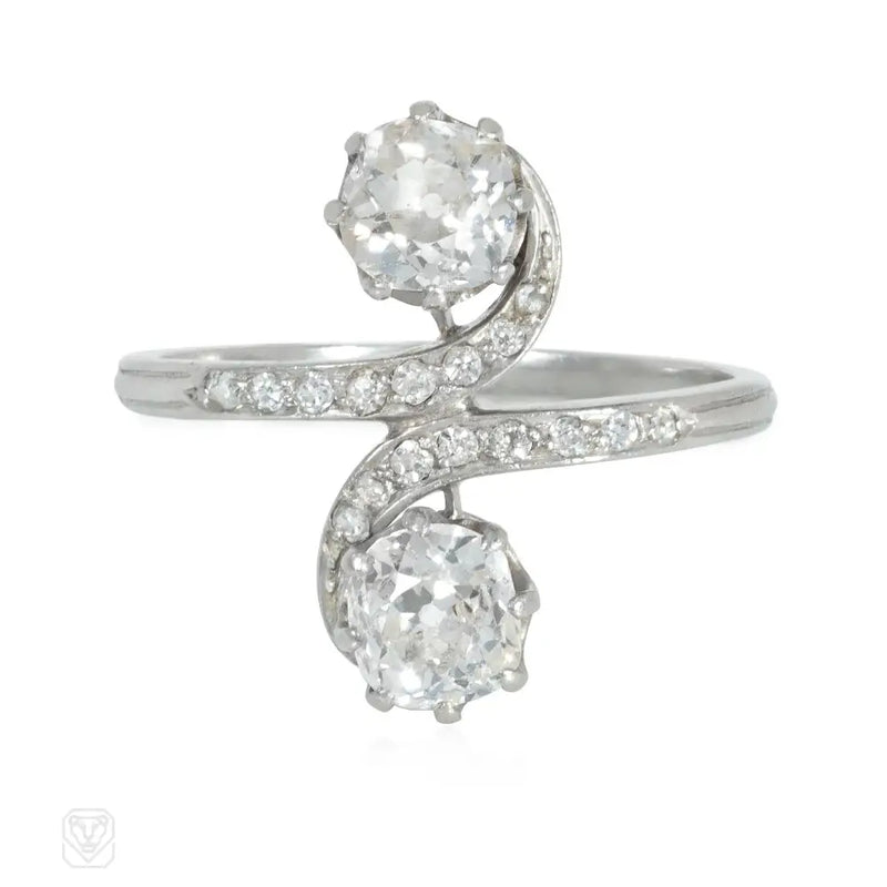 Old-mine cut ’toi et moi’ diamond ring