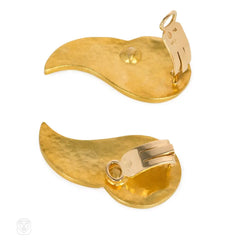 Pair of gold scrolled earrings. Lalaounis