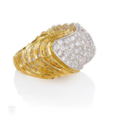 Pav  diamond, platinum, and stepped gold ring