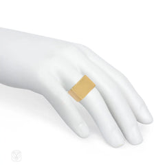 Pierre Cardin, Paris squared gold band