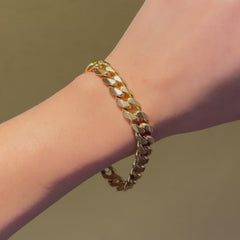 French Mid-Century gold, bevelled edge, curblink bracelet