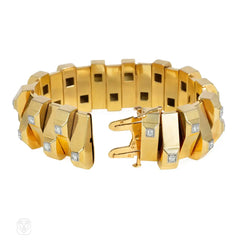 René Boivin Art Deco gold and diamond pyramid-link bracelet