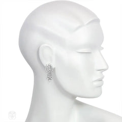 Retro diamond earrings with tassels