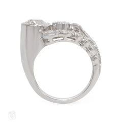 Retro diamond tapered design ring