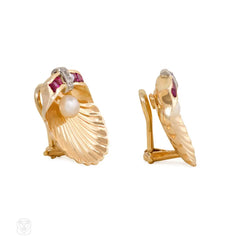 Retro gold and gemset shell form earrings