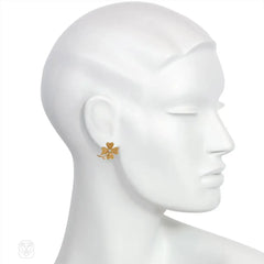 Retro gold clover earrings