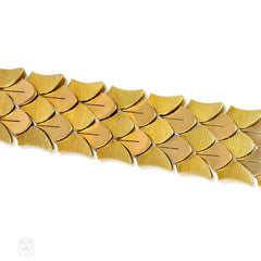 Retro gold fish scale design bracelet