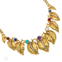 Retro gold leaves and hardstone necklace
