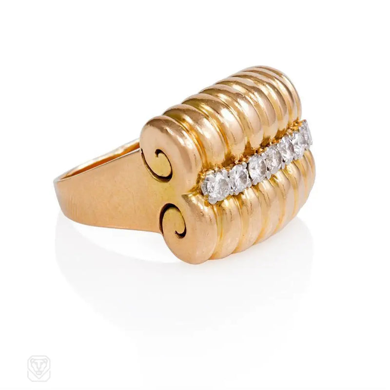 Retro Ribbed Gold And Diamond Ring