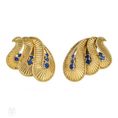 Retro sapphire and gold stylized paisley earrings