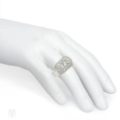 Stepped Art Deco diamond ring