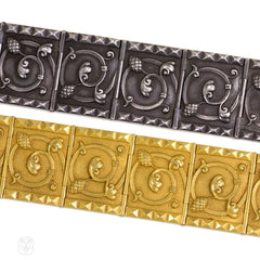Superb pair of antique bracelets, Wièse