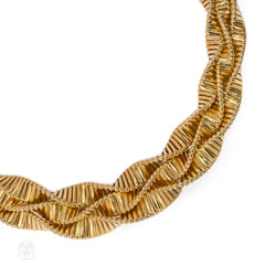 Three-row Retro gaspipe necklace. France