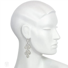 Tiered paste drop earrings